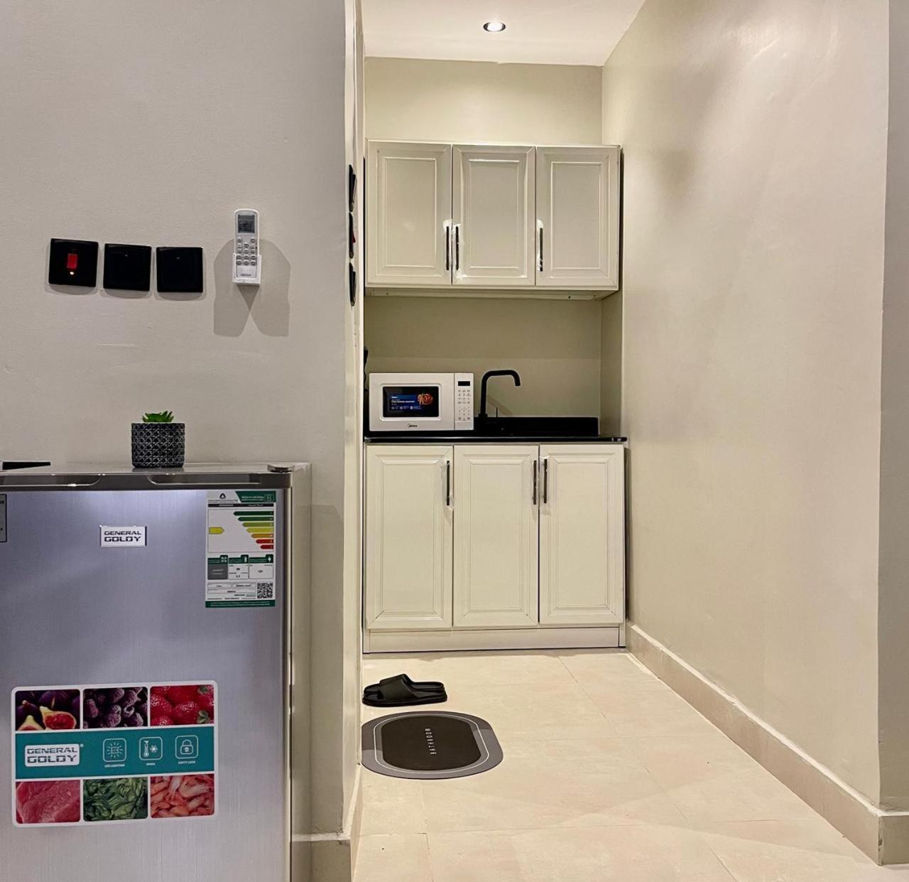 استوديو هادئ وحديث Apartamento Riade Exterior foto